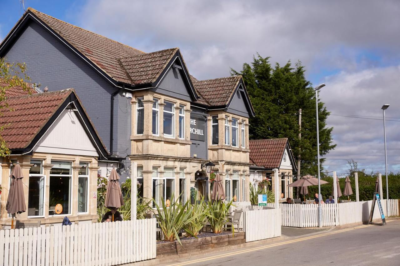 The Churchill By Greene King Inns Royal Wootton Bassett Bagian luar foto