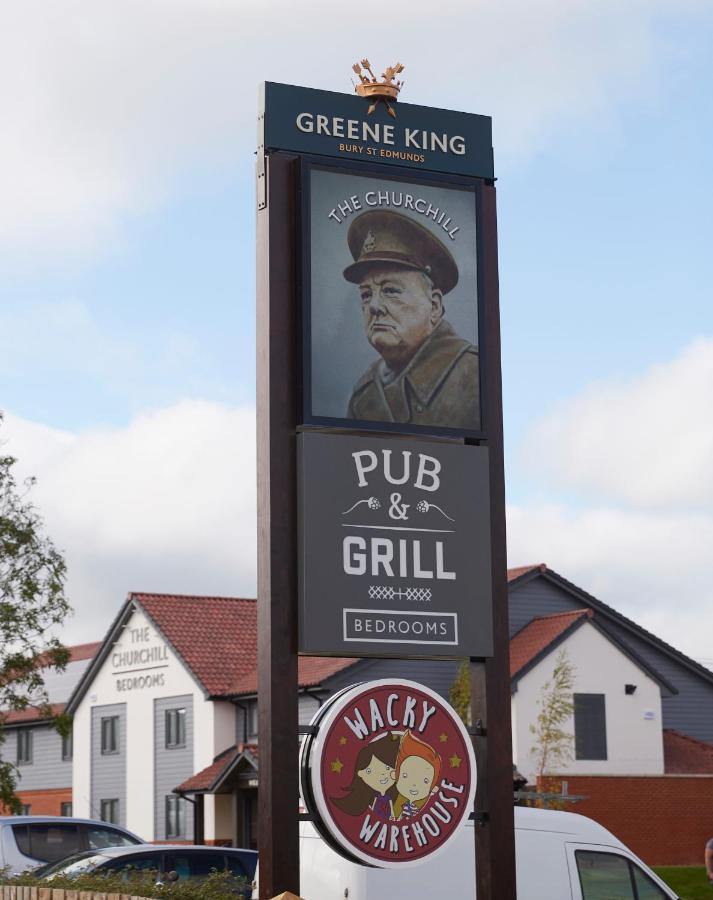 The Churchill By Greene King Inns Royal Wootton Bassett Bagian luar foto
