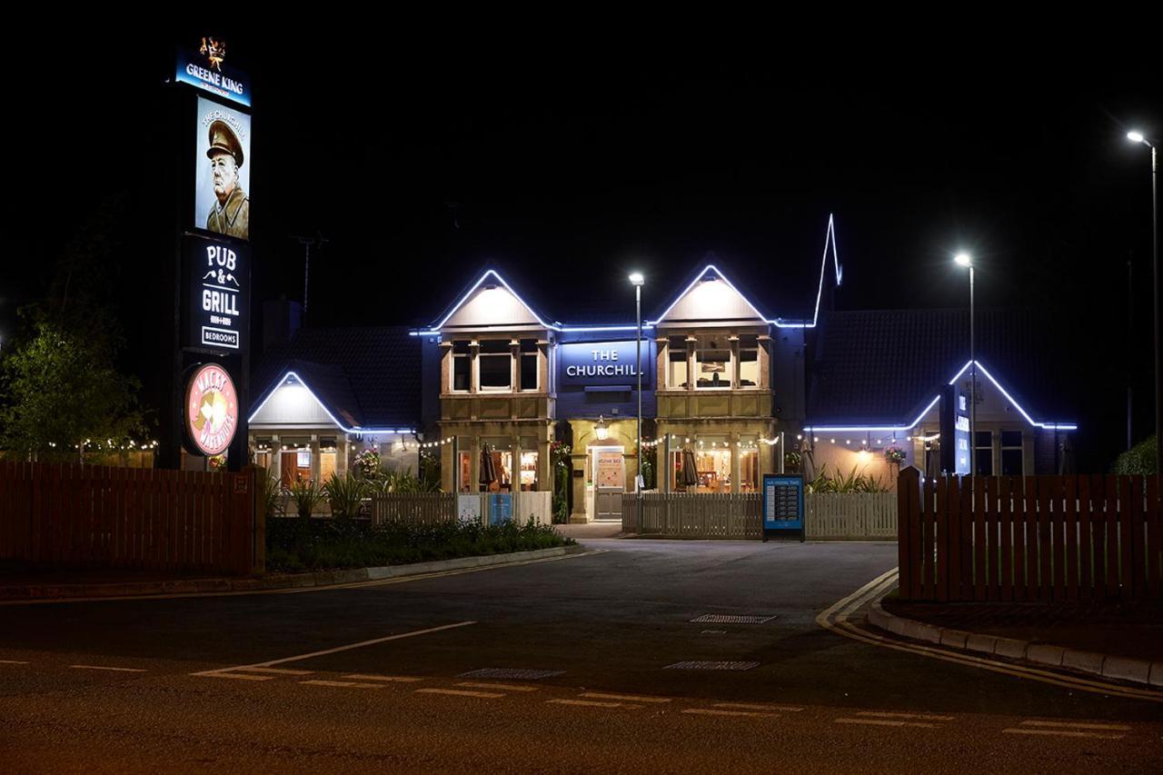 The Churchill By Greene King Inns Royal Wootton Bassett Bagian luar foto
